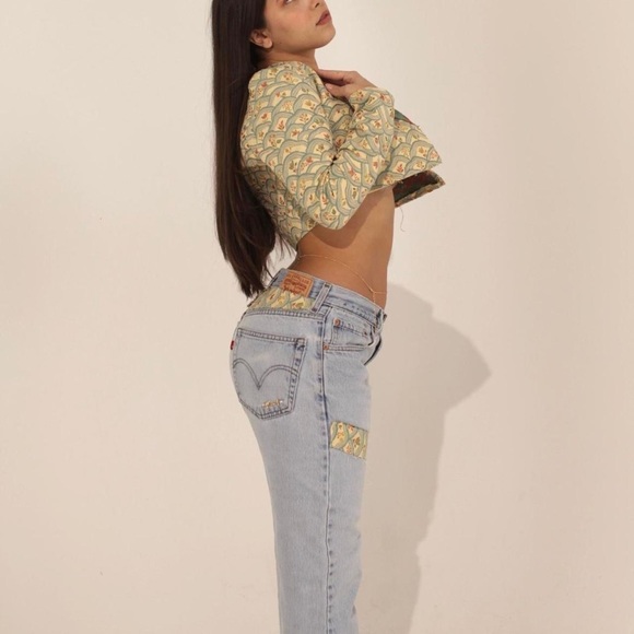 Fleur A - Reworked Levi’s - Picture 3 of 4
